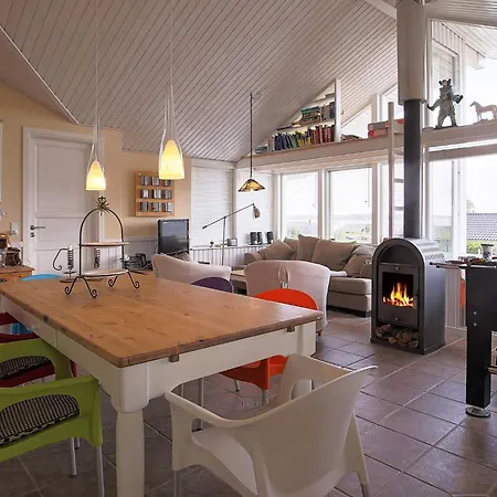 5 Star Holiday Home In Jaegerspris Semesterbostad